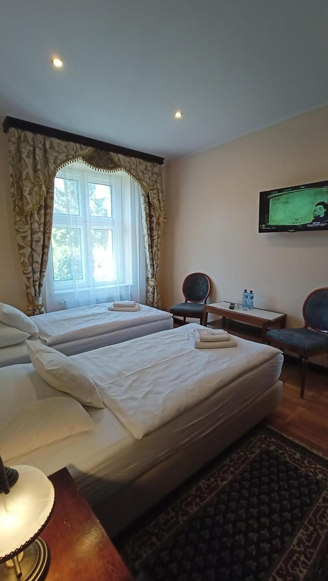 Palac Klanino Ngoại thất bức ảnh